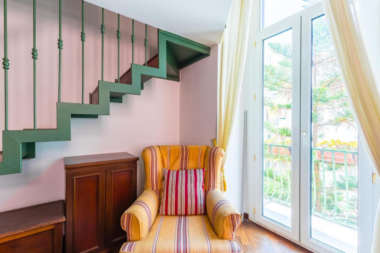 Grand Classic Apartment At San Martino By Napoliapartments Luaran gambar